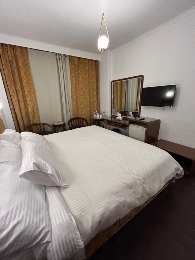 Oasis Hotel Heliopolis カイロ エクステリア 写真
