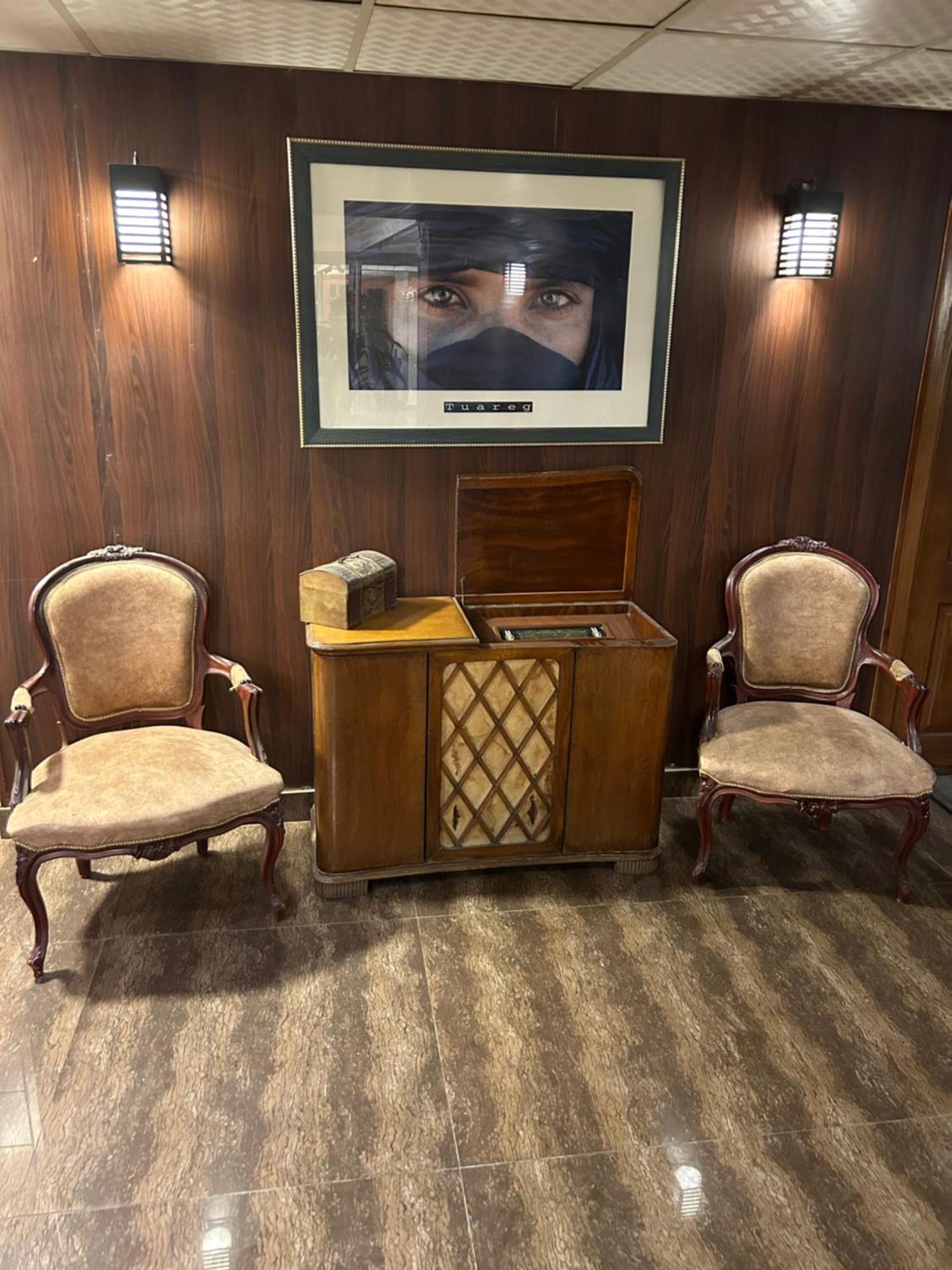 Oasis Hotel Heliopolis カイロ エクステリア 写真
