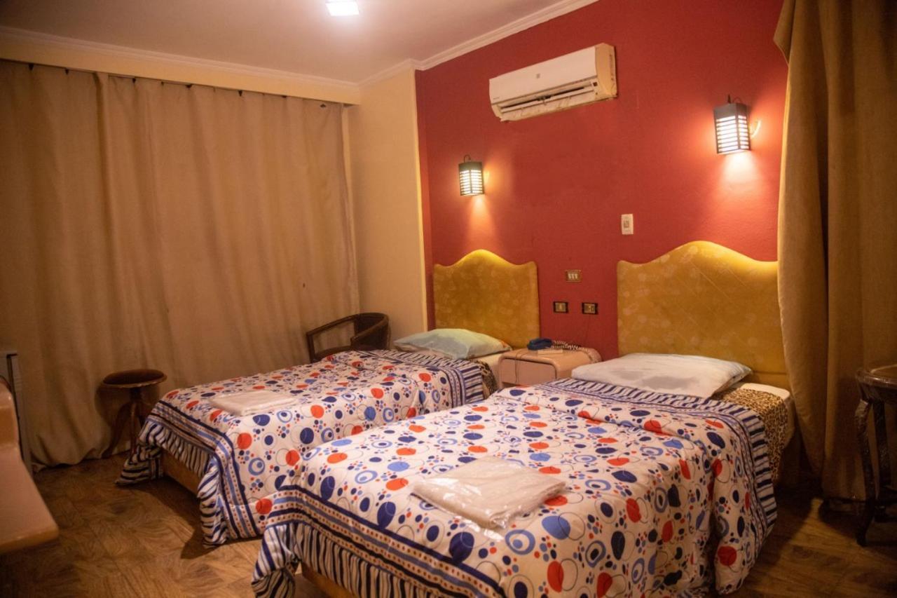 Oasis Hotel Heliopolis カイロ 部屋 写真