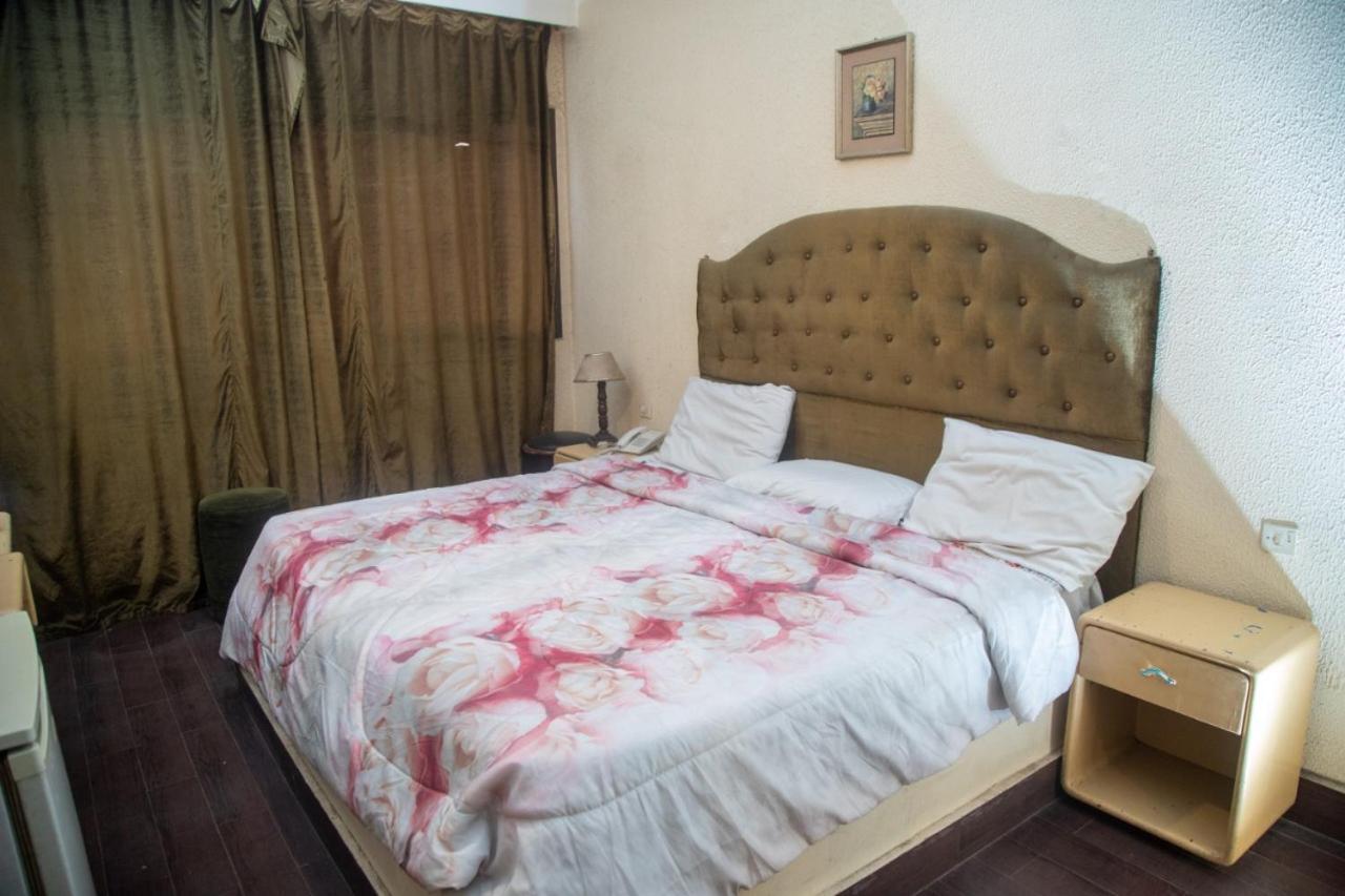 Oasis Hotel Heliopolis カイロ エクステリア 写真
